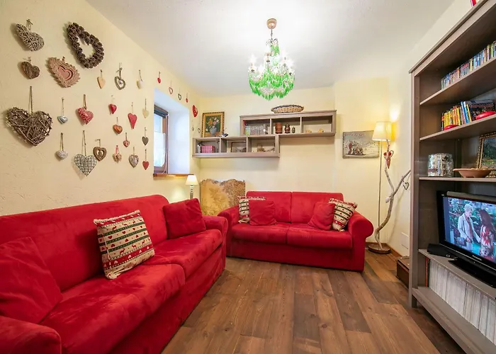 Baita La Ciaburna Skiing Nearby - Happy Rentals