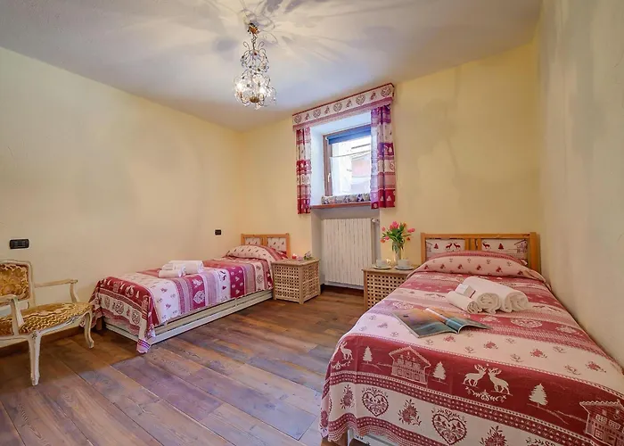 Baita La Ciaburna Skiing Nearby - Happy Rentals