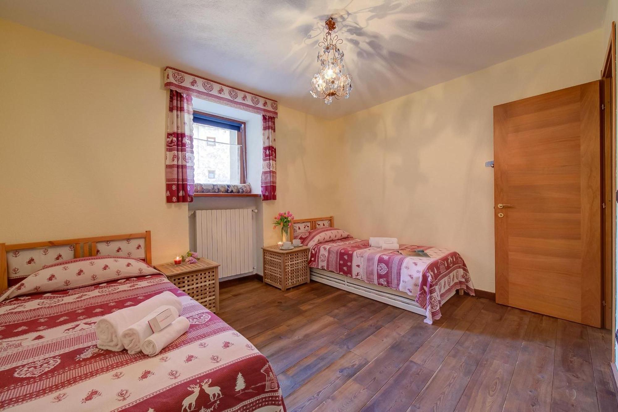 Apartment La Ciaburna Skiing Nearby - Happy Bardonecchia